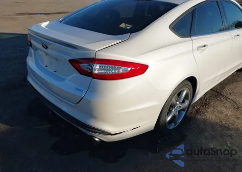 2013 Ford Fusion Se z USA, uszkodzony, nr VIN 3FA6P0HR8DR163368